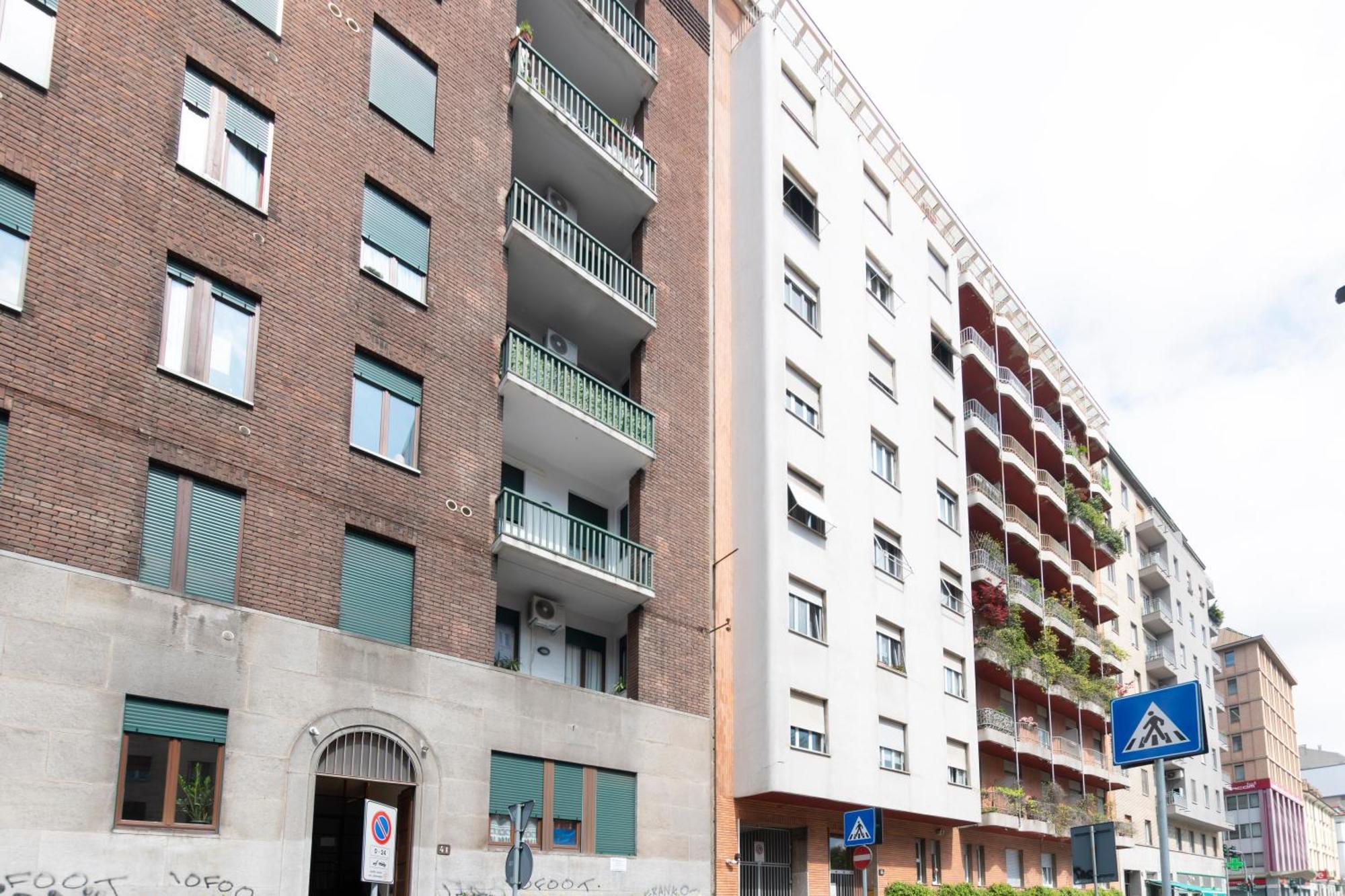 Modern & Stylish Near Isola & Central Station Milan Extérieur photo