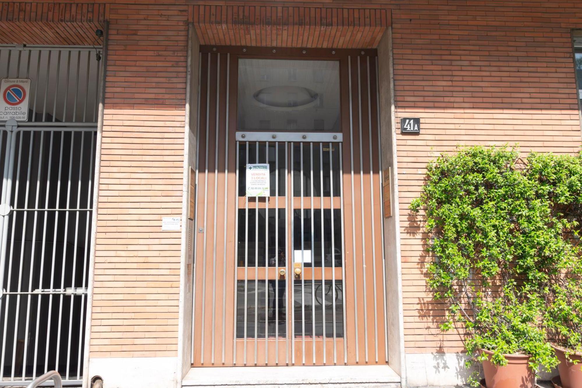 Modern & Stylish Near Isola & Central Station Milan Extérieur photo